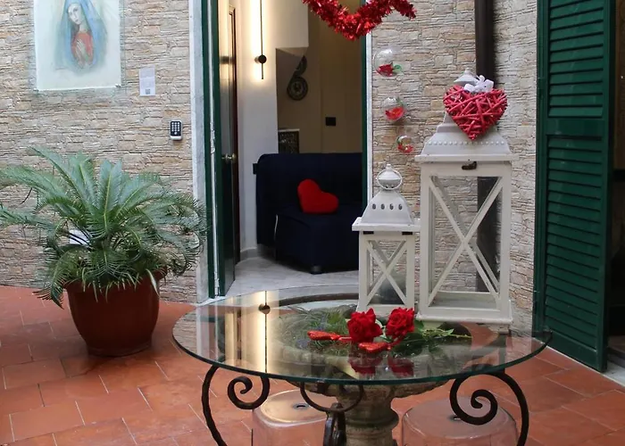 Lägenhet Minerva Charming House Elegant & In