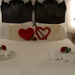 Apartment Minerva Charming House Elegant & In Salerno