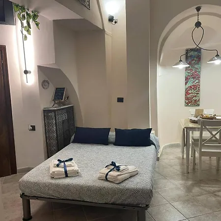Minerva Charming House Elegant & In